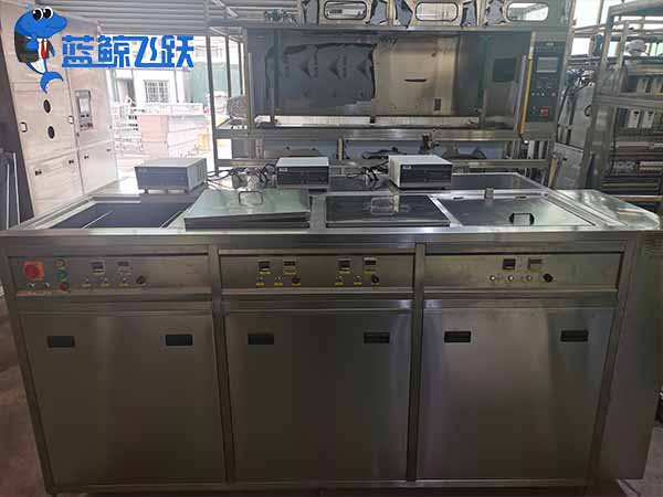 青青草网站下载