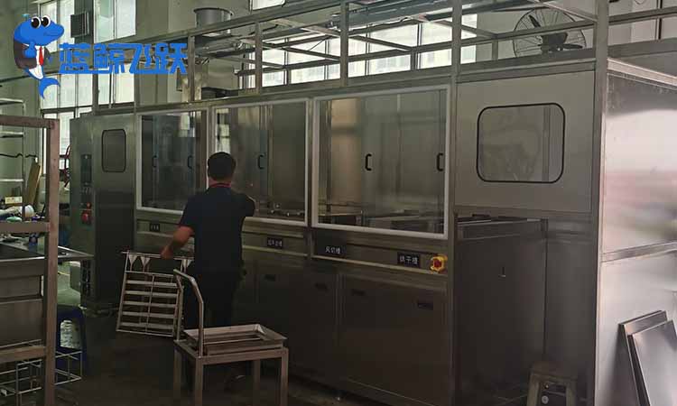 青青草网站下载都有哪些系统组成 