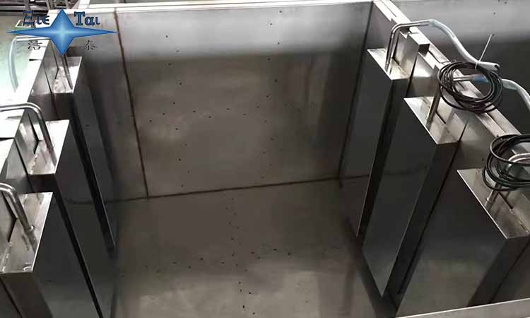 如何避免青青草网站下载损伤工具？