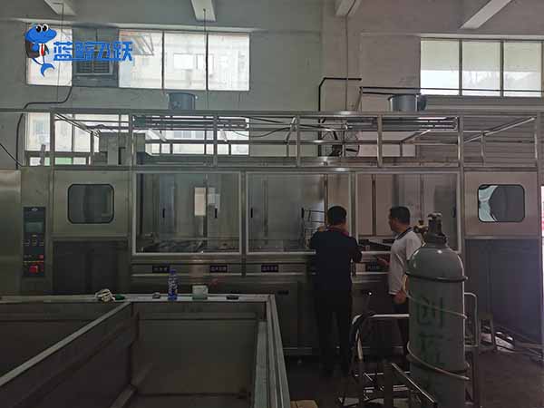 青青草网站下载