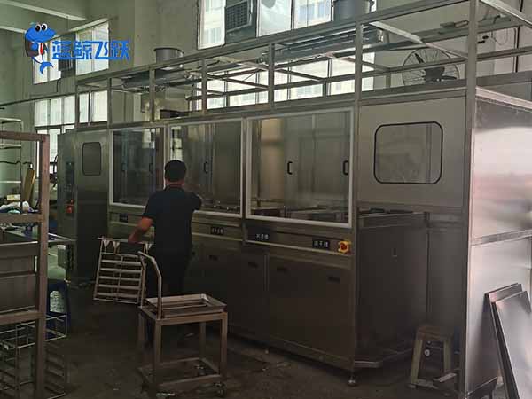 青青草网站下载