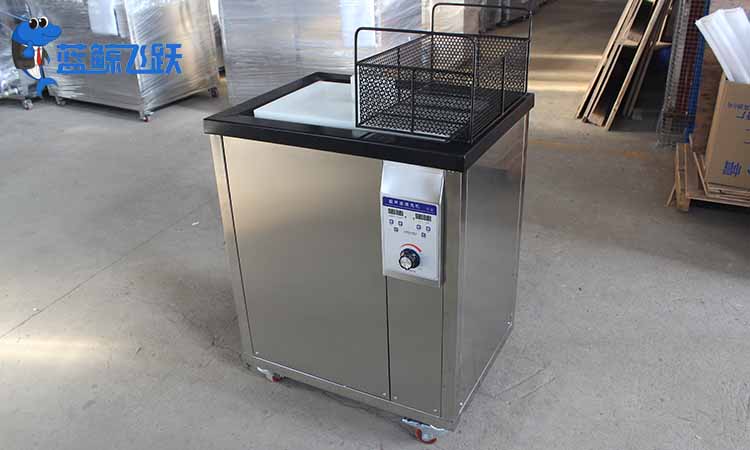 青青草网站下载清洗显卡全攻略：步骤详解与注意事项