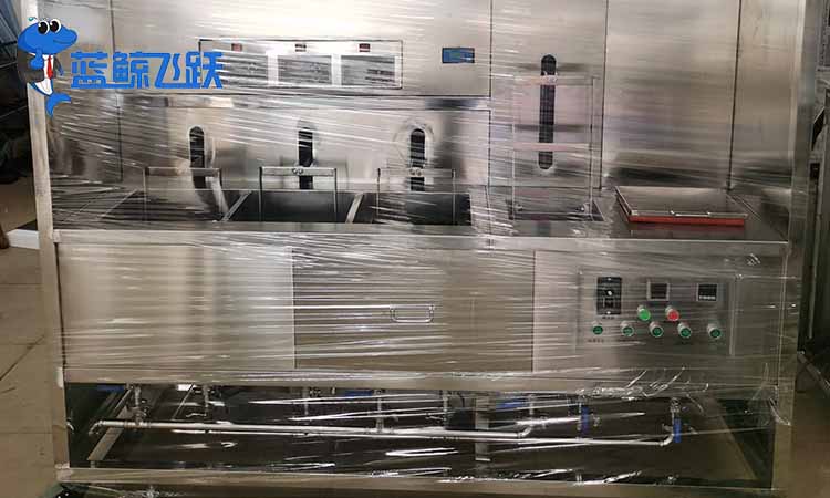 在金属表面处理中，超声波清洗的应用原理和适用范围