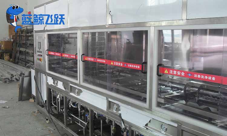 浅析青青草网站下载与口罩机的背后关系