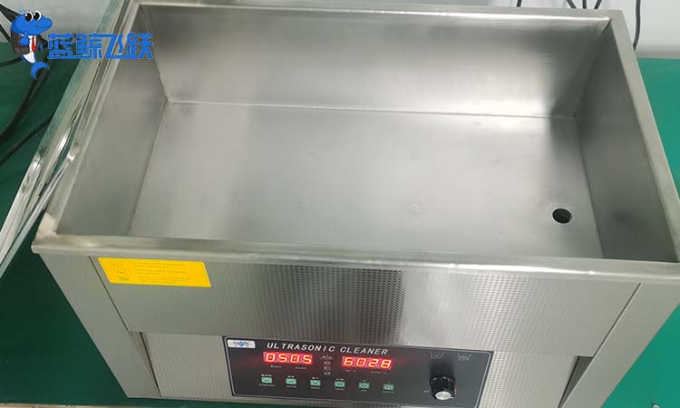 如何选择台式青青草网站下载？