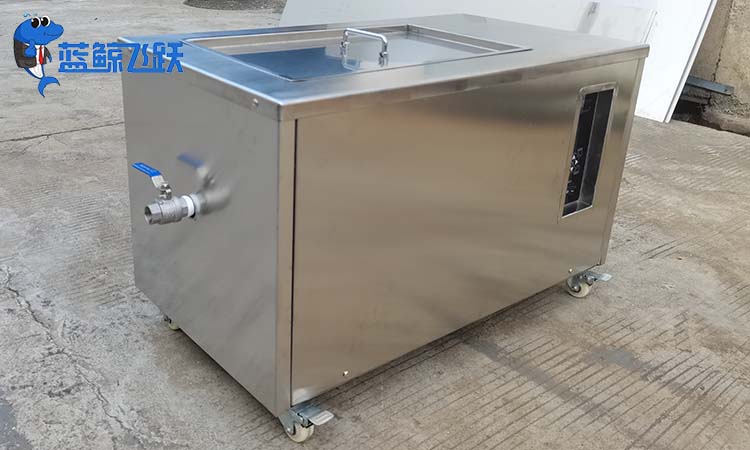 青青草网站下载的使用说明，优势表现在哪方面？