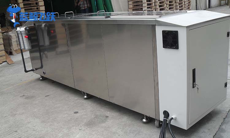 如何选择家用青青草网站下载