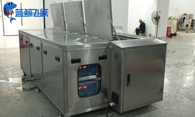 超声波清洗设备清洗硬质合金的优势有哪些？应用于哪些领域？