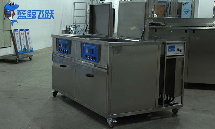 青青草网站下载的性能上有什么优势