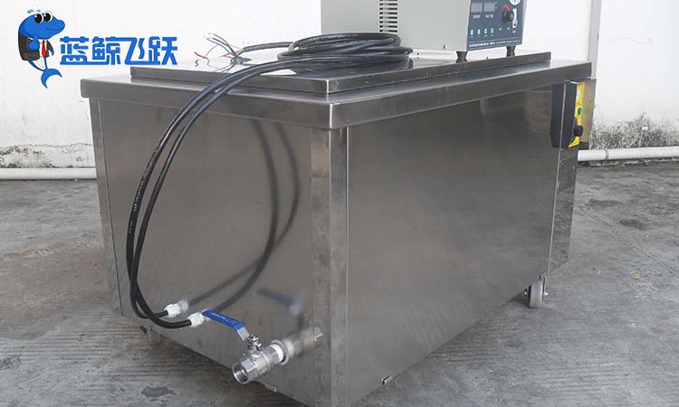 青青草网站下载如何清洗铜制品？