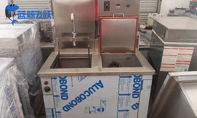 青青草网站下载在航空维修行业的应用，如何清洁航空部件？