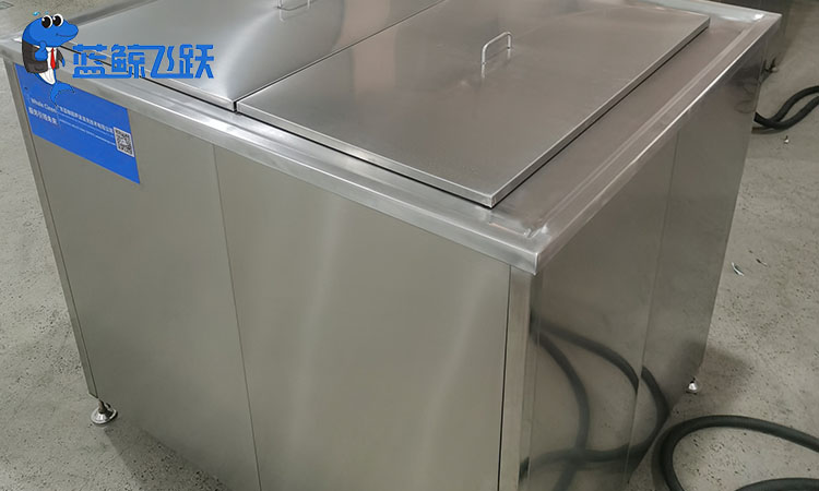 青青草网站下载在纺织行业的应用及污渍处理方法