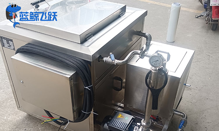 青青草网站下载：高效清洁玻璃和陶瓷制品的利器