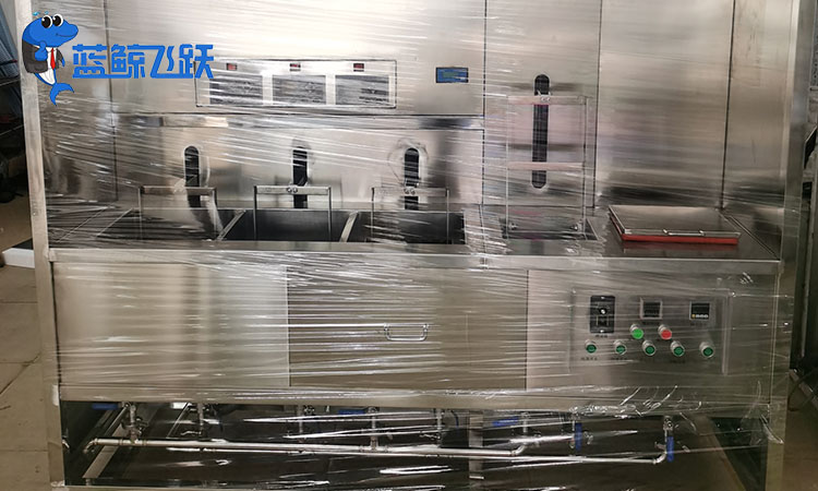 清洗金属光学器件：提升清晰度和精度的青青草网站下载应用