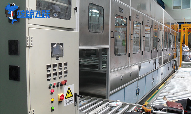 提升音质与寿命：清洗金属钢琴弦的青青草网站下载