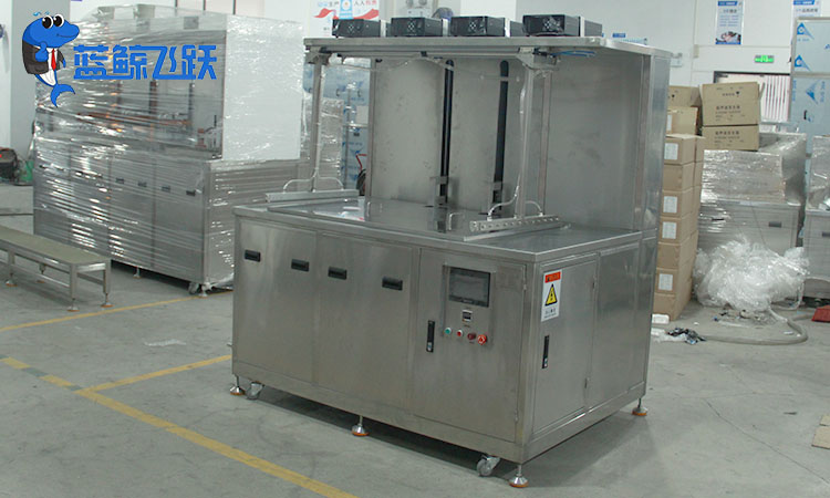 金属电子元件清洗：青青草网站下载提升性能和可靠性的关键步骤