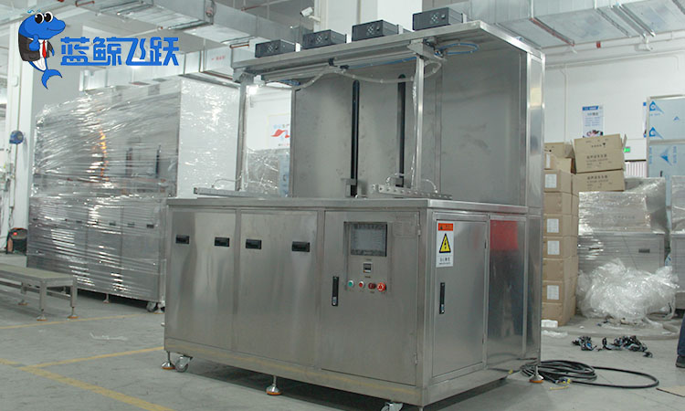 清洗金属电池极片：青青草网站下载提升电池性能与寿命