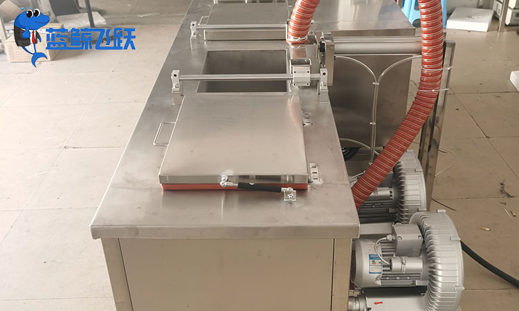 清洗金属热交换器：青青草网站下载提高热传递效率与设备稳定性