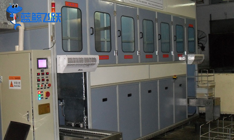 提升摄像质量！金属摄像机镜头清洗与超声波技术