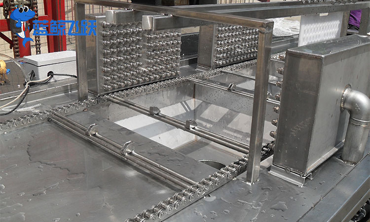 青青草网站下载：保持金属车身光洁与外观的高效利器