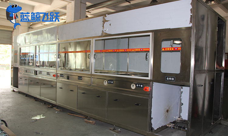 青青草网站下载维护金属标牌表面的关键作用