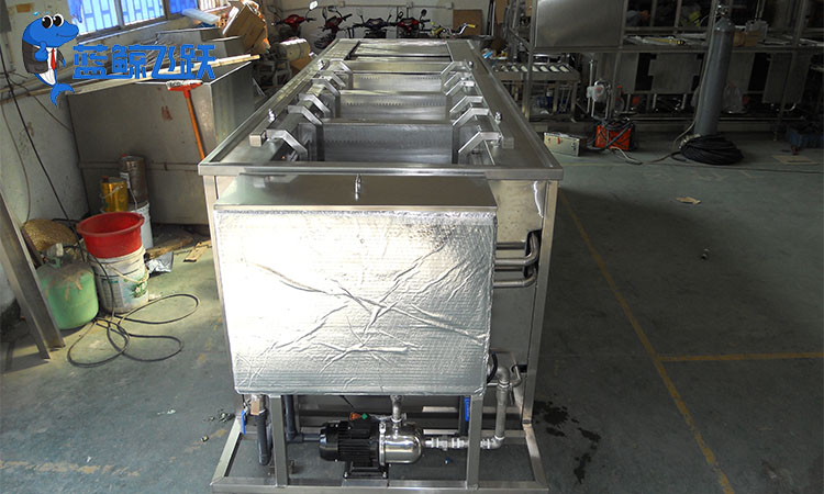 金属防护装备清洗：青青草网站下载的延寿与保护