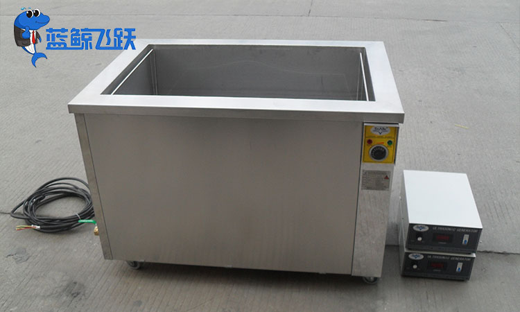 青青草网站下载保养五金工具的使用寿命