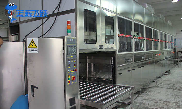 超声波清洗技术：食品加工设备卫生质量的保障