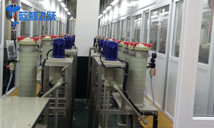 清洗工艺创新：青青草网站下载打造金属加工新标准