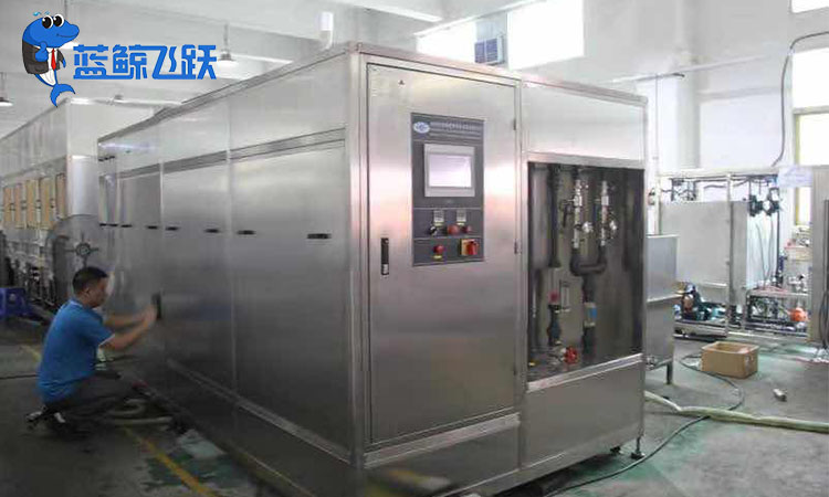 超声波清洗技术：深层还原老旧物品的高效利器