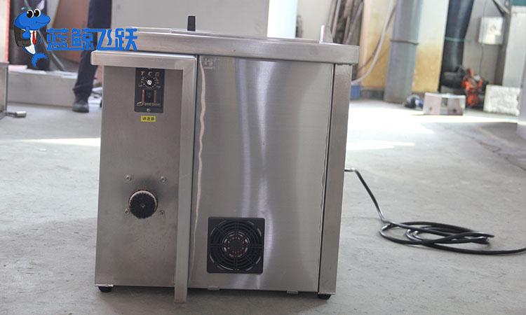 生态友好之选：超声波清洗器引领制造业的环保革新