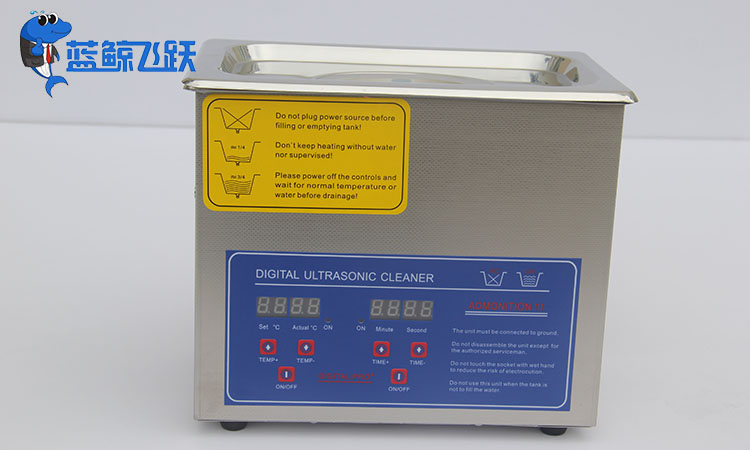 清洗技术之精华：青青草网站下载助力金属零部件熠熠生辉