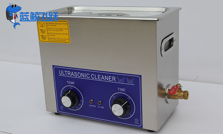 超声波清洗技术：金属零部件清洗的高效之选