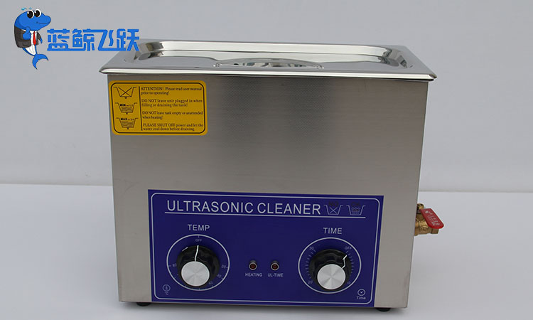 清洗力的革新：青青草网站下载引领全新体验