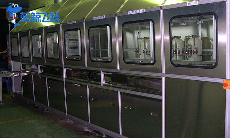 青青草网站下载试用期管理：性能评估与用户体验的完美平衡