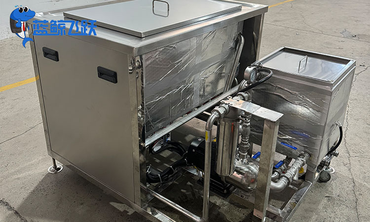 青青草网站下载的电容选择：解析与应用