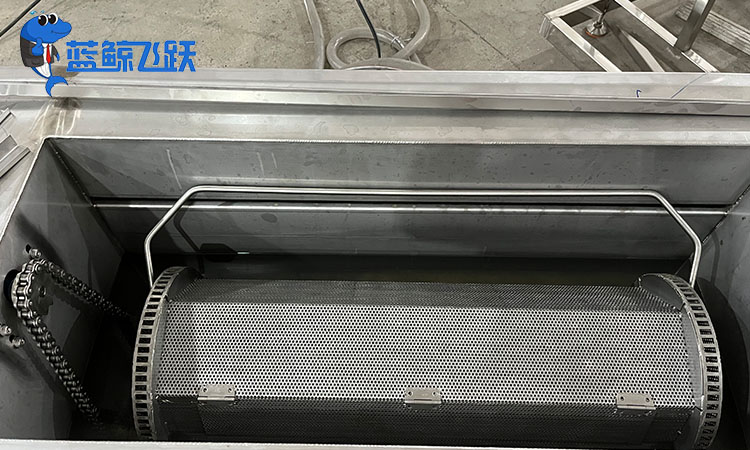 青青草网站下载为何发出声音？深入解析声音产生的原因与机制