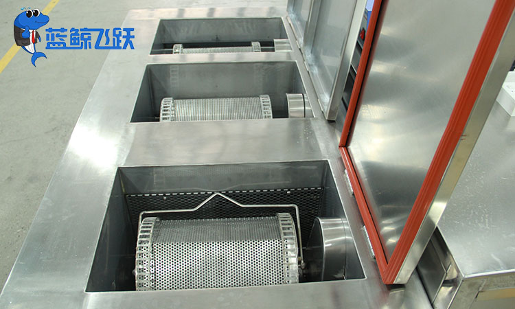 青青草网站下载洗卡钳的液体选择与应用