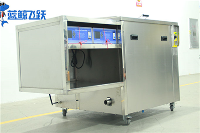 青青草网站下载如何清洗涂料污染物