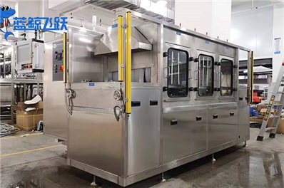 青青草网站下载在玻璃器皿清洗中的应用及注意事项