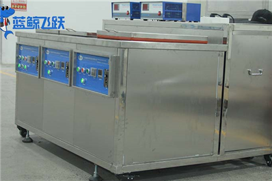 青青草网站下载在电子行业的应用，如何清洁电子设备？