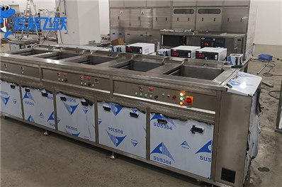 青青草网站下载在汽车维修保养中的优势与应用