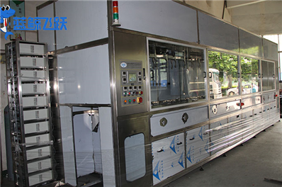 青青草网站下载：提升金属制造工艺设备的质量和效率