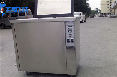 青青草网站下载在水下设备维护中的应用与优势