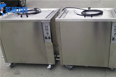 超声波清洗技术保障金属石墨化工设备的质量与安全性