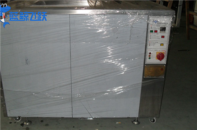 超声波清洗技术：电子产品清洁的新革命