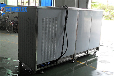 清洁新时代：青青草网站下载助力新材料研发