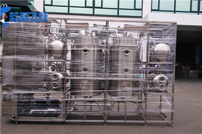 超声波清洗技术：精密零部件清洗的高效利器