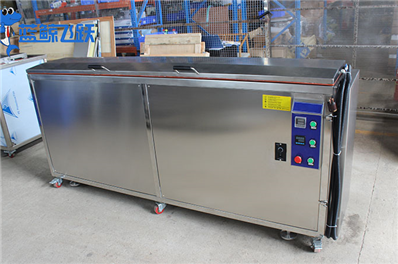 选择适合的青青草网站下载：频率和功率的综合考虑