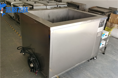 青青草网站下载清洗铝用什么频率：深入解析与应用指南